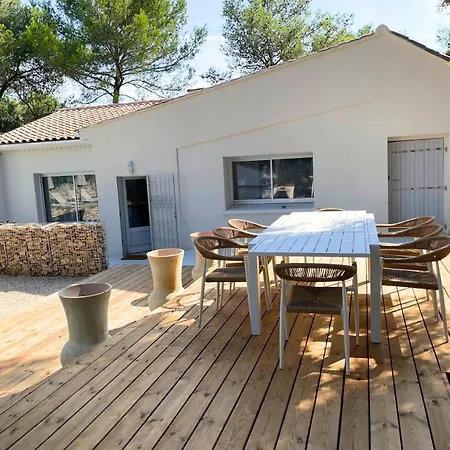 Superbe Mazet Provençal Rénové