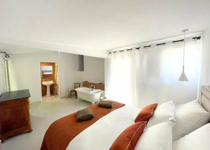 Superbe Mazet Provencal Renove Villa Nîmes